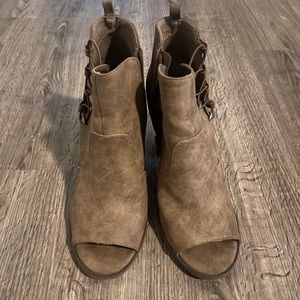 Peep toe booties